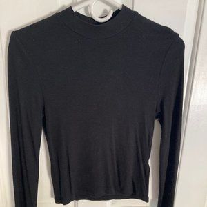 Basic Black Mock Neck Long Sleeved Top